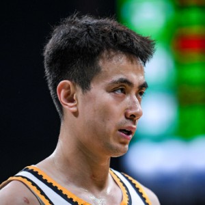 中国体育-辽篮官宣：赵继伟确定复出战新疆 此前因肌肉拉伤缺席前14场